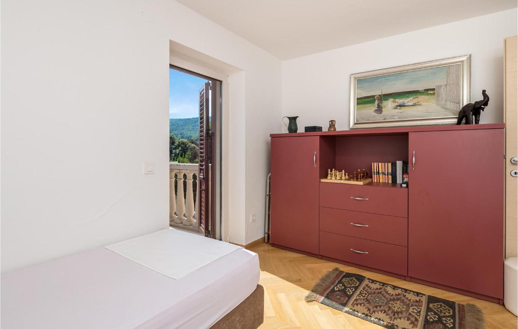 2 Bedroom Awesome Apartment In Veli Lošinj Dış mekan fotoğraf