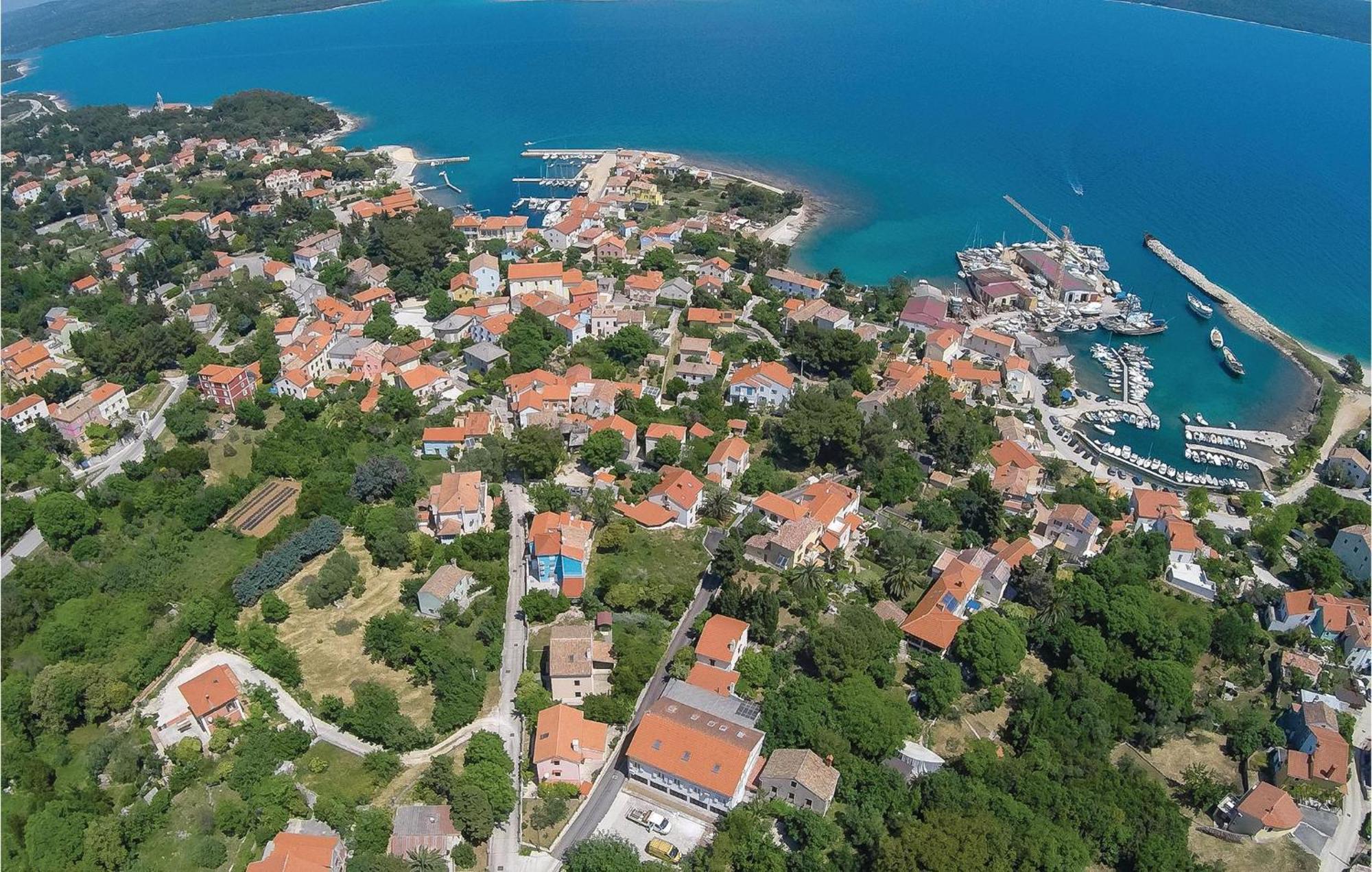 2 Bedroom Awesome Apartment In Veli Lošinj Dış mekan fotoğraf